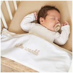 Meyco Ledikantlaken Hello World 7 Meyco Ledikantlaken Hello World -Babywinkel Voordeel 1453890011 2